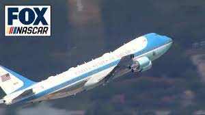Since 2007, the great american race. Crazy Cool Aerial Footage Shows Air Force One Carrying President Trump Doing The Daytona 500 Flyover The Aviationist