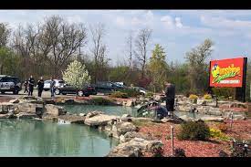 The official twitter feed for the city of st. Woman 80 Unhurt After Car Lands In Garden Centre Pond Niagara Now