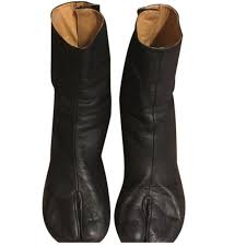 Black maison martin margiela men's boot. Maison Martin Margiela Shoes Maison Martin Margiela Tabi Boots Poshmark