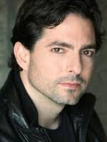 Richard Mollo's Instagram, Twitter & Facebook