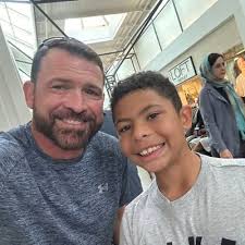 Xavier Townsend (@xtowns07)