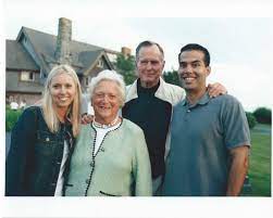 Married to amanda williams bush prescott walker bush (born june 3, 2013), son of george p. Amanda Bush George P Bush Wife 5 Fast Facts To Know Heavy Com