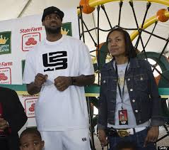 Colby covington's feud with lebron james is intensifying. Gloria James Pictures Photos Of Lebron James Mom Huffpost