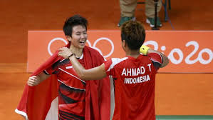 Karangan biografi tokoh sukan negara. Jonatan Christie Kagumi Liliyana Natsir