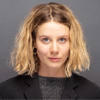 Luna Lara's Instagram, Twitter & Facebook