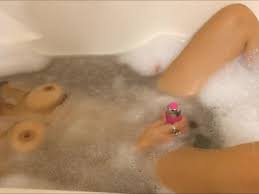 Nehme zuzeit keine pille kann ich nun. Asian Bubble Bath Sperma Und Orgasmus Big Natural Tits Und Gesichts In Der Badewanne Kostenlos Im Grossen Archiv Von Pornos Ansehen Oyoh
