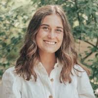 Erin Halverson's Instagram, Twitter & Facebook