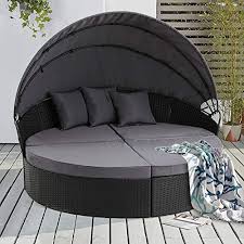 Not only yourself but also with friends share this outdoor canopy daybed easily. Round Outdoor Patio Daybeds
