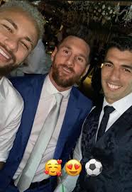 Best neck tattoos tattoos art body tattoos cool tattoos worlds best tattoos neck tattoo great tattoos black tattoos. Suarez Kisses Wife Sofia As They Renew Their Vows While Messi S Partner Antonella Stuns In Plunging V Neck Dress