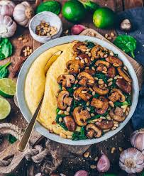 Vegan S Recipe On Instagram Creamy Vegan Polenta With Mushrooms Spinach Polenta Is So Easy And Versatile Vegansk Mat Italienska Recept Vegetariska Recept