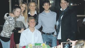 A ucciderlo è stato un colpo d'arma da fuoco. Marco Vannini La Storia Della Sua Morte Dallo Sparo Fino Ad Oggi