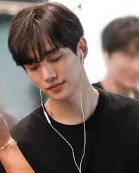 joy sunga (sungajoyzeke)