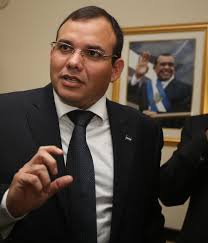 AméricaNoticias #Honduras “La justicia comienza a tomar forma, hoy podemos  ver que la Corte Suprema de Justicia (CSJ), reconoce las violaciones al  debido proceso en el juicio de la exprimera dama, Rosa