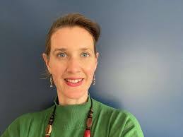 Rebecca Kennelly's Instagram, Twitter & Facebook