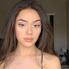 Nailea Devora Bio Age Height Single Nationality Body Measurement Career