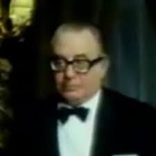 Peter Glaze's Instagram, Twitter & Facebook