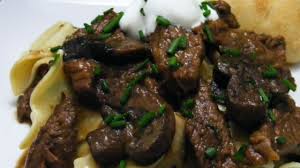 This Is A Fairly Lean Version Of Beef Stroganoff As Most Recipes Call For More Cream This Is Something Yo Classic Beef Stroganoff Recipe Beef Stroganoff Food