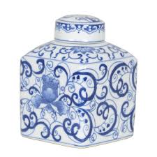 The scenes are of figures in gardens. Chinese Swirling Tea Caddy