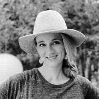 Katie Souza's Instagram, Twitter & Facebook