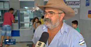 A mega sena é uma das loterias mais apostadas do país, onde milhares de brasileiros veem nela uma chance para mudar de vida e concretizar os sonhos e planos que muitas. Mega Da Virada Ganhador Surpreende E Da Entrevista Para Rede De Televisao