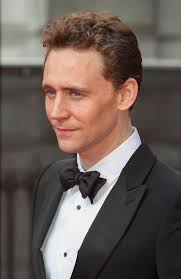 Tom hiddleston news on the loki actor and gucci model including movies, james bond and sherlock rumours and who he is dating after his taylor swift split. Tom Hiddleston Nackt Kein Problem
