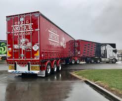 Craig Arthur Transports newest Flat Deck Titeliner combination leaving this  morning in the Melbourne rain. Thanks to the team for their ongoing support!