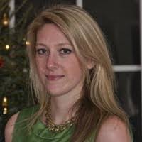 Sara Bernier's Instagram, Twitter & Facebook