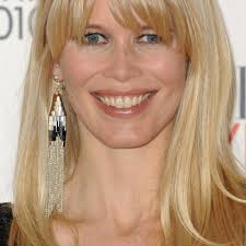 Claudia Schiffer doopt baby Cosima Violet Vaughn Drummond