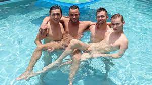 Gay desnudos en lapscina