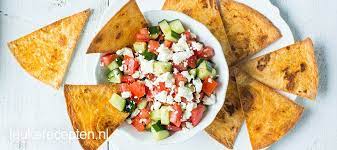 Tortilla Chips Met Komkommersalade Leuke Recepten Recept Tortilla Chips Recepten Voedsel Ideeen