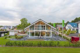 Guten tag, mein name ist bernd schmidt. Musterhaus Bad Vilbel Bei Frankfurt Huf Haus Erleben