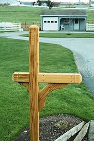 Installing And Anchoring A Mailbox Post Build A Mailbox Diy Mailbox Rustic Mailboxes Wooden Mailbox