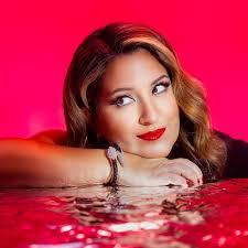 Old New Borrowed Blue with singer songwriter Sara Storer