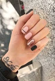 Mejores esmaltes de uña negro. Short Nails Short Nail Art Short Nail Designs Gel Nails Acrylic Nails Ombre Nails Shor Unas Negras Con Rosa Unas Negras Con Brillo Unas Acrilicias De Gel