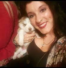 Christina Arnette's Instagram, Twitter & Facebook