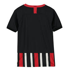 Eintracht frankfurt coat of arms essential t shirt svg, eintracht frankfurt coat of arms essential hoodies vintage, long sleeve shirt devondv. Eintracht Frankfurt Shop Eintracht Frankfurt Kits Shirts Frankfurt Merch Kitbag