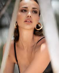 Natural beauty in natural light… dear friend and travel mate @helen_aurica  in Cape Town… see you