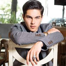 He has a son with actress bárbara mori, sergio jr. Sergio Mayer Mori Youtube Stats Channel Statistics Analytics