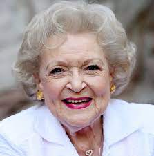 Betty White Wiki, Age, Net Worth, Boyfriend, Family, Biography & More -  TheWikiFeed