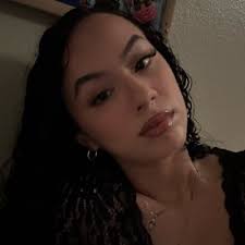 Demi Murphy (@DemiMurphyy)