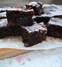 Jede Sunde Wert Schoko Brownies Mit Kirschen Und Salzkaramell Meinleckeresleben Com