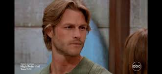 Romantic relationship forbidden in workplace