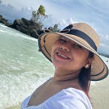 Angelica Mays's Instagram, Twitter & Facebook