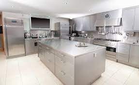 Buy metal kitchen cabinets and get the best deals at the lowest prices on ebay! Advantages And Disadvantages Of Steel Kitchens Al Mersal