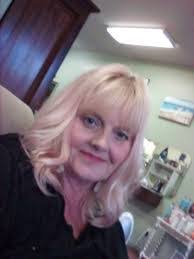 Tami Nichols's Instagram, Twitter & Facebook