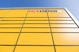Mir geht es nicht um pakete, sondern um briefe oder artikel, die in größeren briefumschlägen versendet werden. Dhl Stellt 3 000 Neue Packstationen Auf Logistik Watchblog De