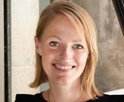 Erin Nixon's Instagram, Twitter & Facebook