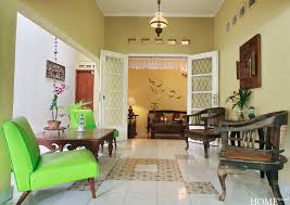 Yuk kita simak saja 8 tips renovasi rumah yang nggak akan menguras budget ini! Tips Mengubah Tampilan Rumah Lama Menjadi Modern