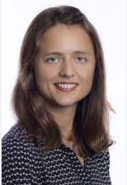 Lisa Heatley's Instagram, Twitter & Facebook