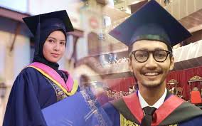 Beliau menjabat sebagai dewan riset nasional pada bidang keluarga dan beliau merupakan psikolog indonesia yang cukup terkenal. 40 Peratus Kursus Dan Kelulusan Ijazah Kini Tidak Lagi Relevan Iluminasi